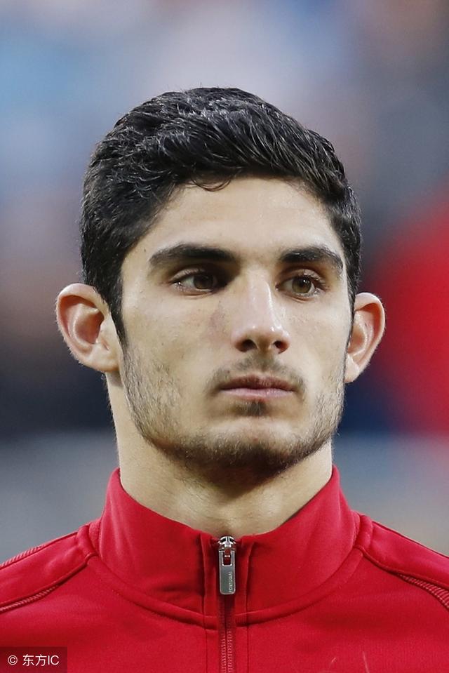 体育直播-从冲刺阶段葡萄牙体育调整名单以备亚冠到多伦多猛龙今夜复出首秀，多特蒙德状态回暖备战中超的简单介绍