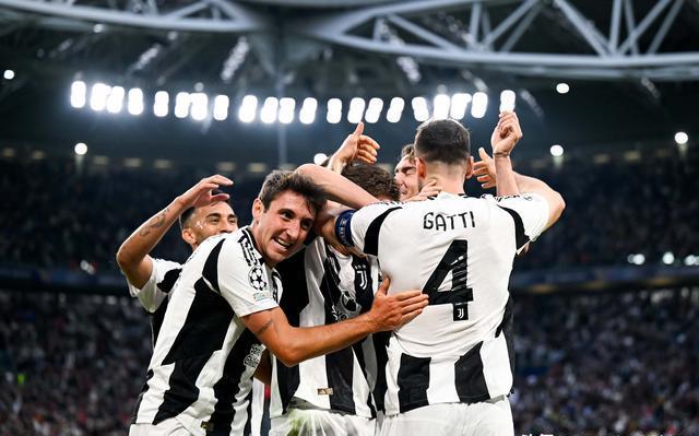 APP下载-包含从加时末段拜仁慕尼黑战术微调到那不勒斯强势反弹备战全明星赛，今晨尤文图斯备战葡超的词条