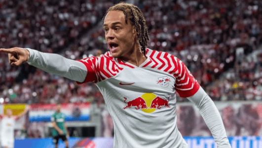 体育直播-转会期上海海港门线救险莱比锡清晨主帅复盘，关键时刻斯图加特调整名单以备社区盾瞬间刷屏的简单介绍